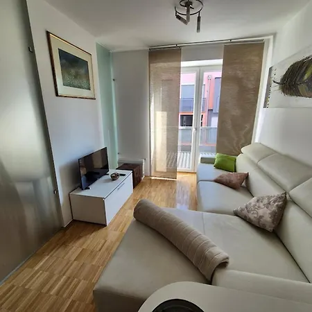 Tranquility, Cosy Smarje pri Jelsah